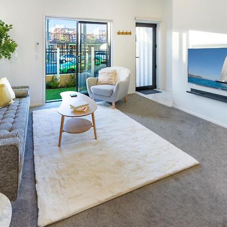 Trendy 3 Bedroom 2 Bath Residence, Central City Christchurch Bagian luar foto