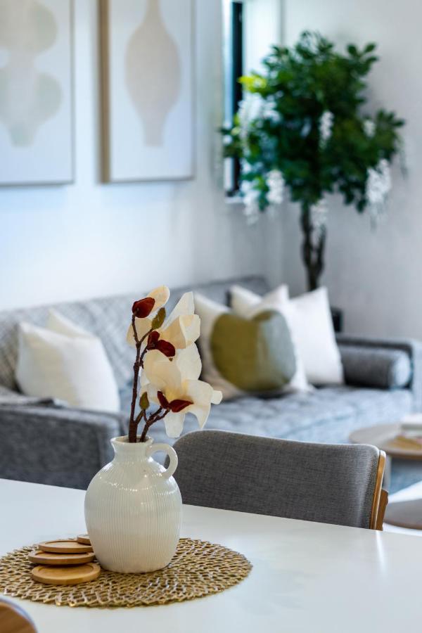 Trendy 3 Bedroom 2 Bath Residence, Central City Christchurch Bagian luar foto